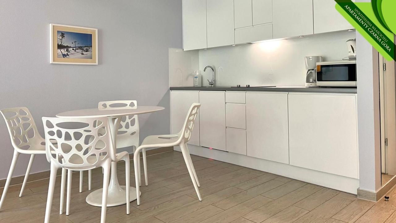 Sw Apartamenty Czarna Gora سيينا المظهر الخارجي الصورة